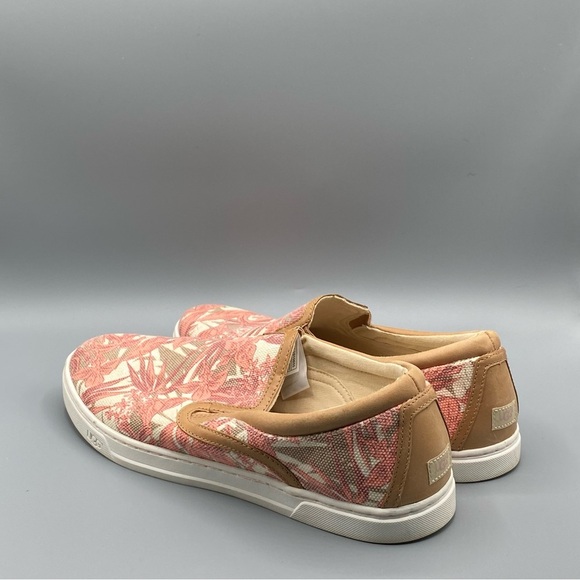 UGG Fierce Island Floral Slip-On Pink Tropical Blush​ - Picture 2 of 4